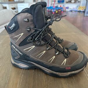 Salomon insulated waterproof hiking boots
